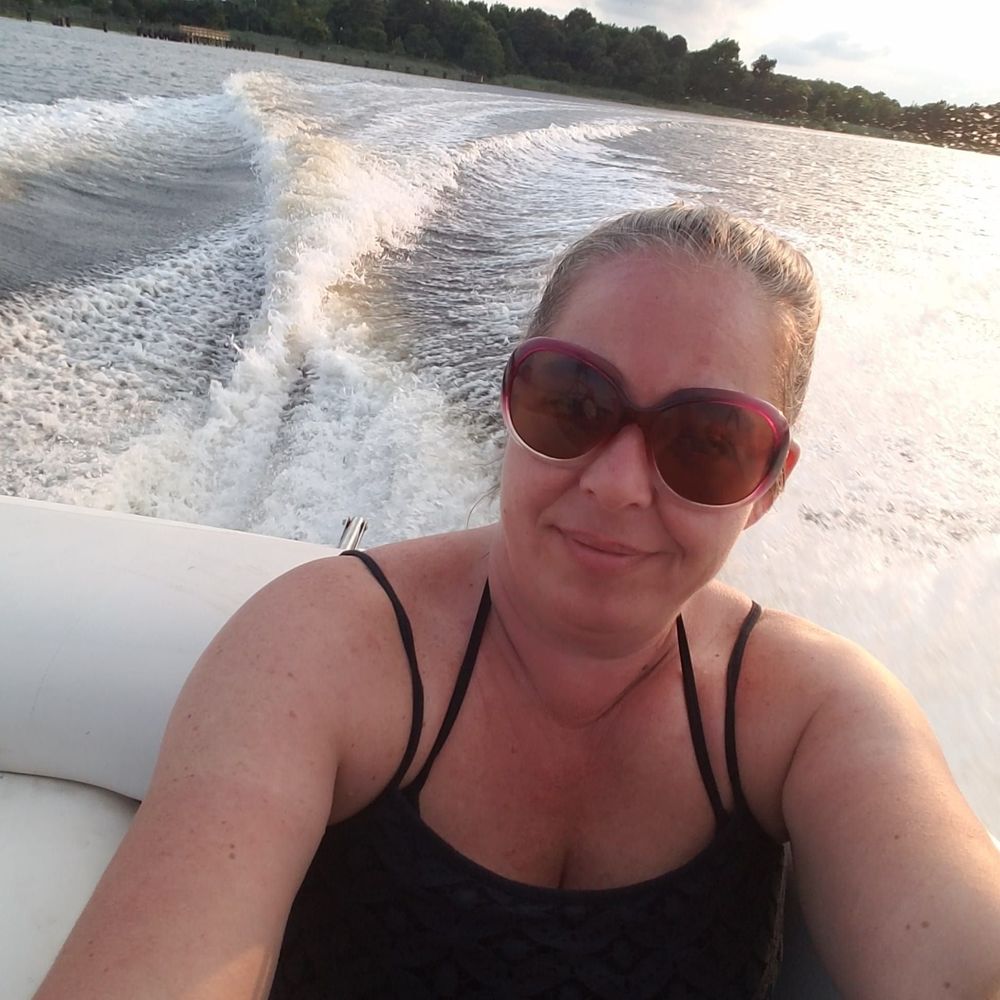 Meet your Posher, Renee
